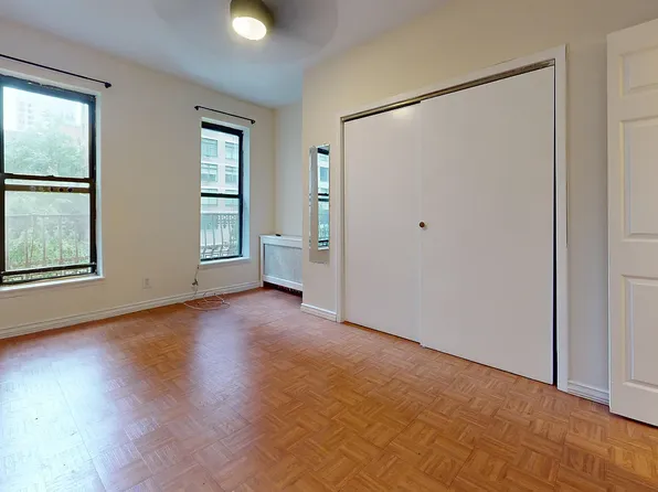 403 East 70th Street image 1 of 8