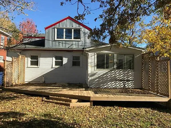 3 bed, 1620 sqft, $3,300 — Photo 2