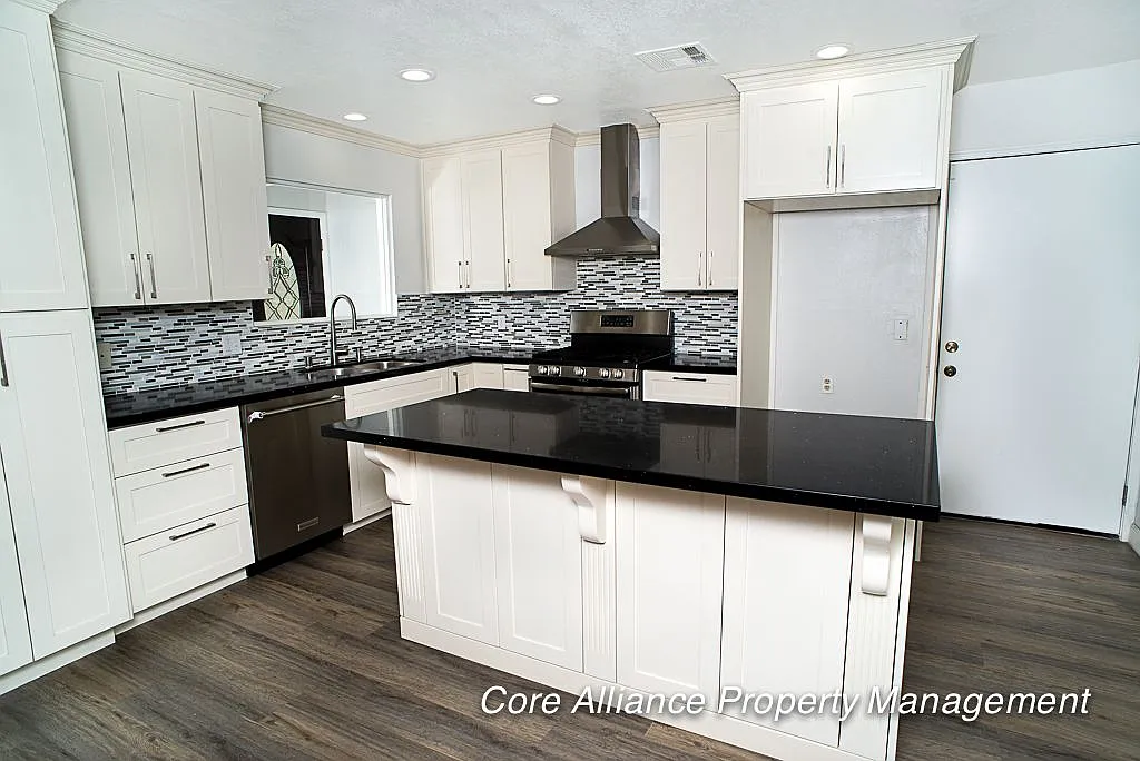 17926 Ludlow Street - . — Photo 1