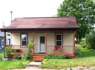 404 Kirby St, Ridgeway, WI 53582