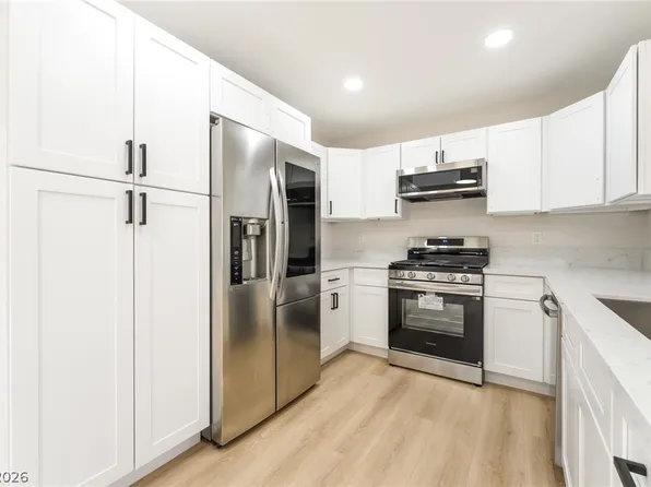 5710 E Tropicana Ave Unit 2022, Whitney, NV 89122