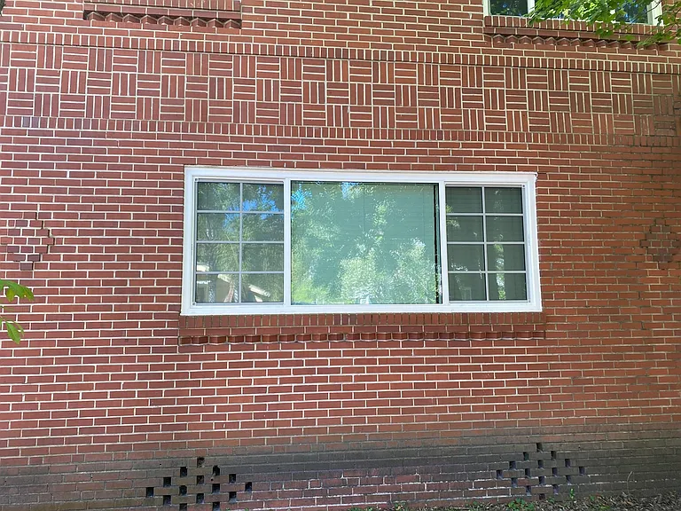 2842 Sydney St #4 — Photo 4