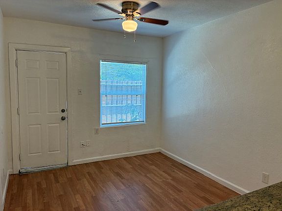 3rd image of 202 Maple St APT C