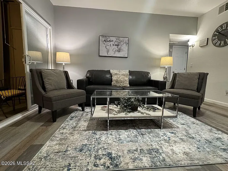 5750 N Camino Esplendora #118 — Photo 5