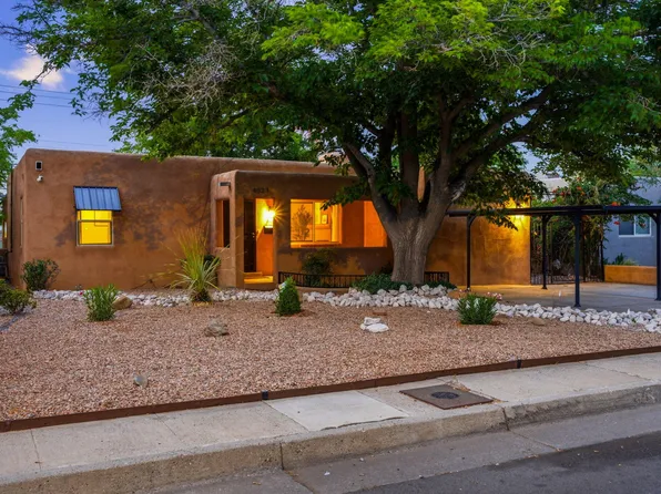 4523 Burton Ave SE, Albuquerque, NM 87108