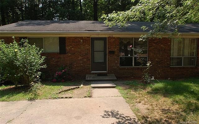 1st image of 4639 Highlake Dr