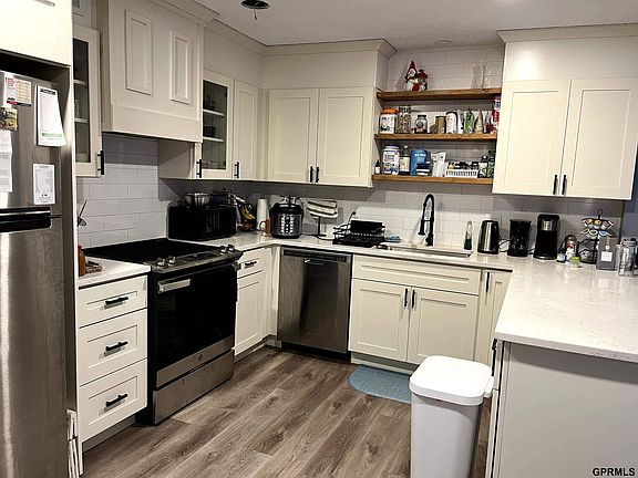 2nd image of 3084 Stephanos Dr