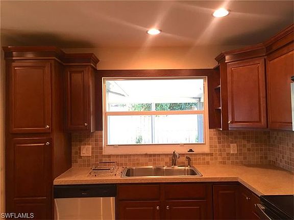3rd image of 859 Bethany Ct S