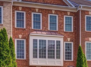 4369 Palton Dr, Dumfries, VA 22025