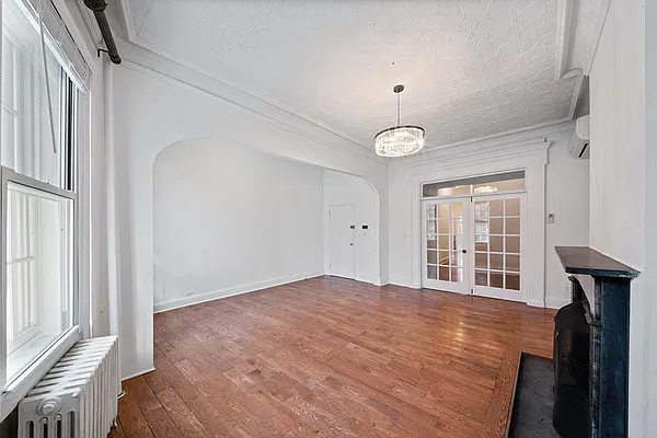 Rented by M.Woods & Associates | media 24