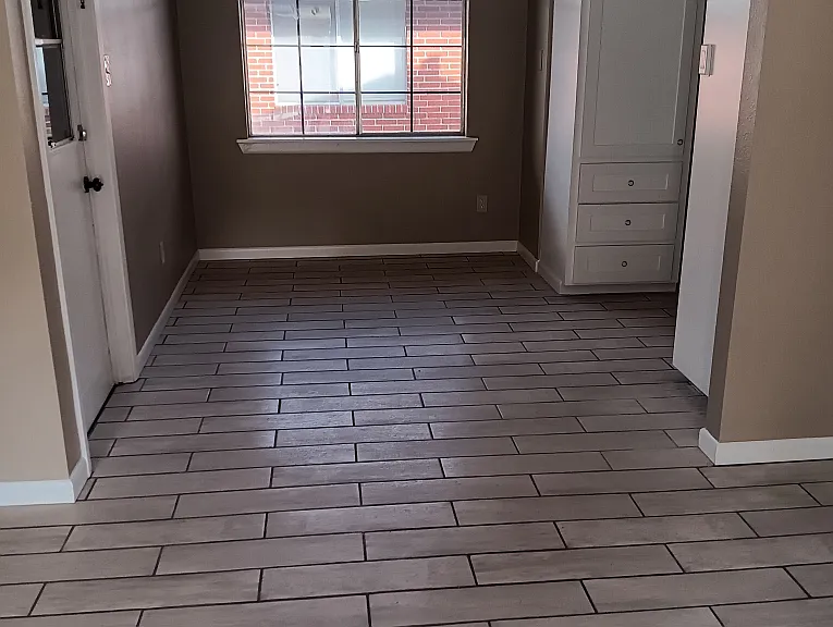 3909 Panama Dr — Photo 4