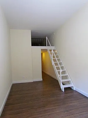 Rented by Mirador Real Estate | media 26