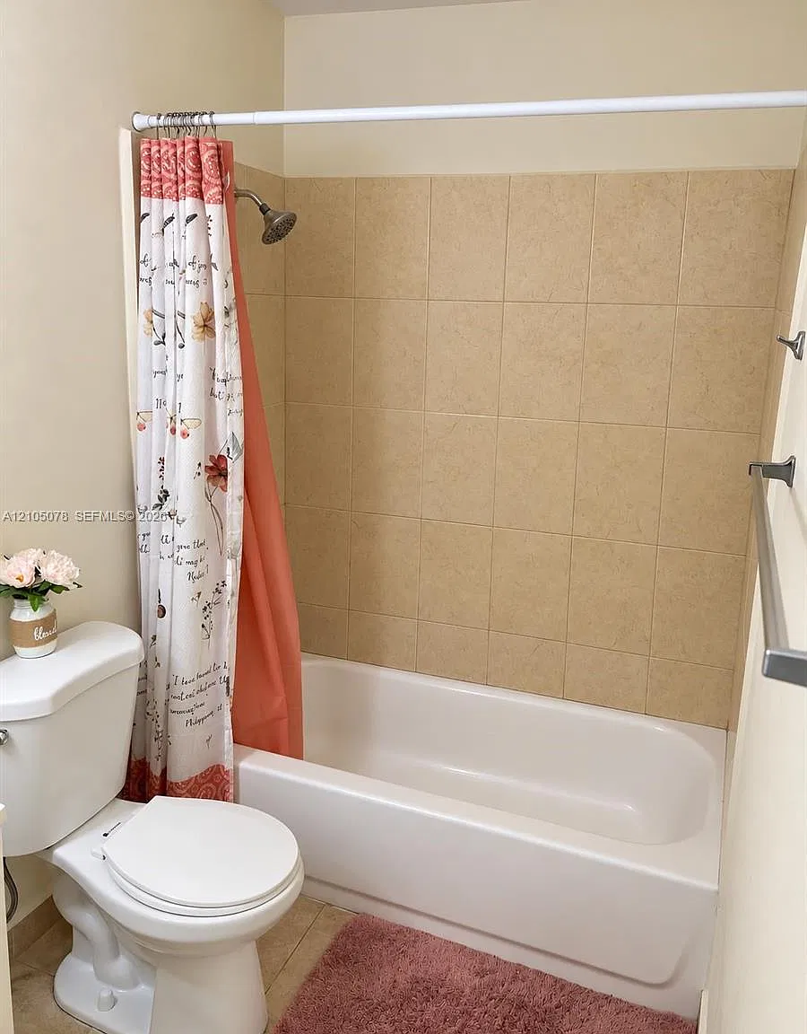 Magnolia Lane Condo — Photo 3