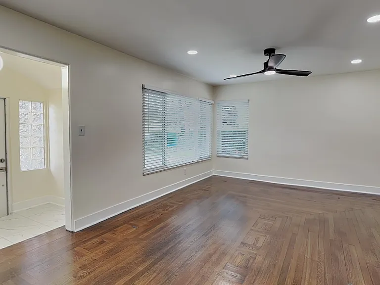 270 W Pineloch Ave #A — Photo 12