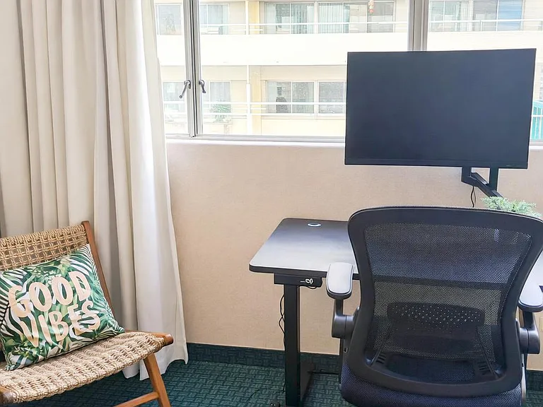 444 Kanekapolei St #407 — Photo 21