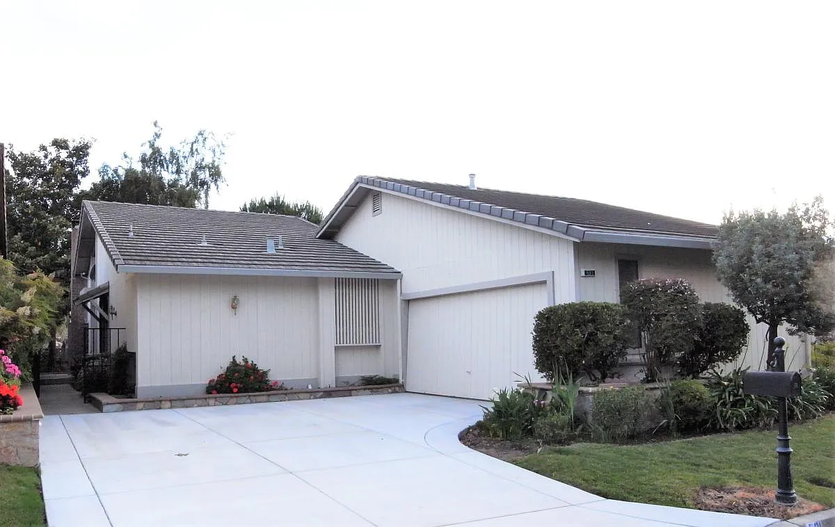 Building Photo - 531 Cambrian Way