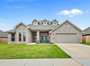 2414 England Ln, Pea Ridge, AR 72751