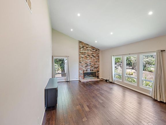 4th image of 4335 Cherry Hills Ln #1