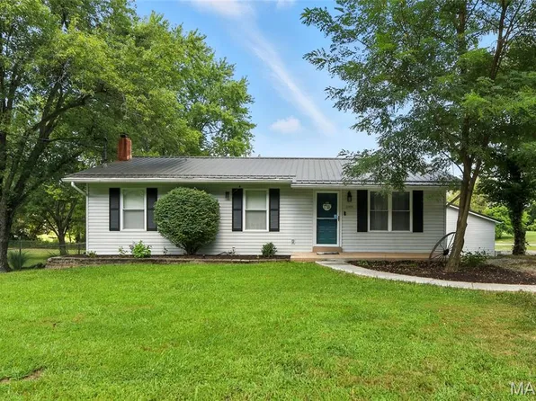 2709 Victoria Rd, Festus, MO 63028