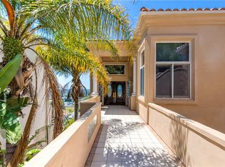 12296 Circula Panorama, Santa Ana, CA 92705