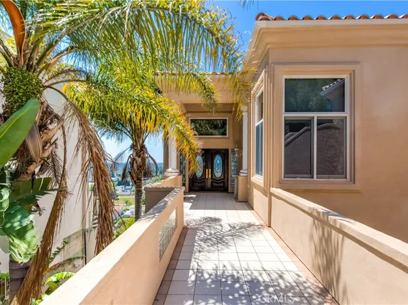 12296 Circula Panorama, Santa Ana, CA 92705