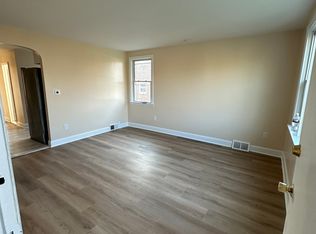 1208 Englewood St #2, Philadelphia, PA 19111