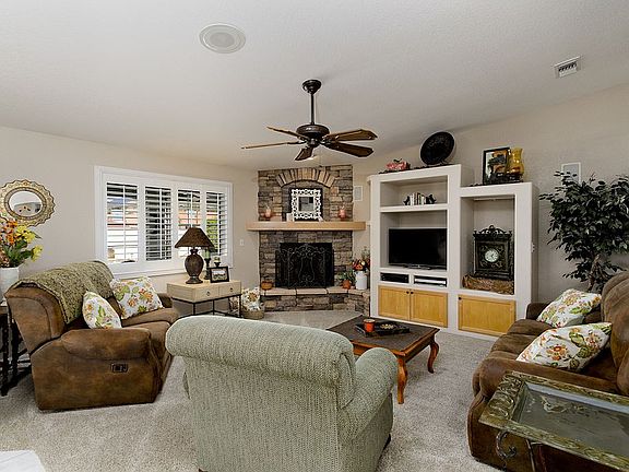 5th image of 4001 Bluegrass Dr