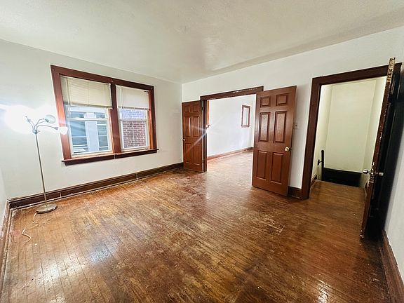 2nd image of 3719-3721 Winnebago St #3719