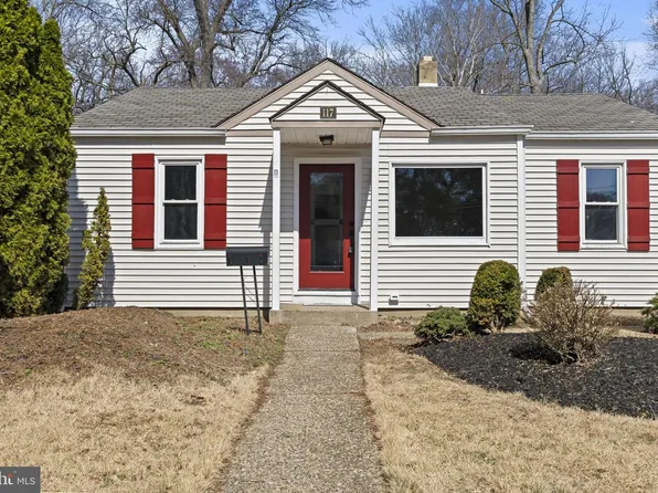 117 Lake Blvd, Lindenwold, NJ 08021