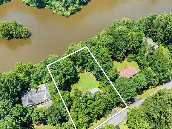 4th image of 12803 Lake Wilderness Ln