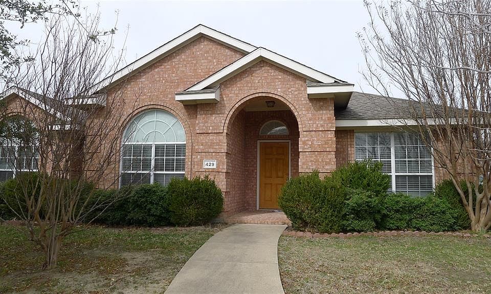 1st image of 429 Oakhurst Dr