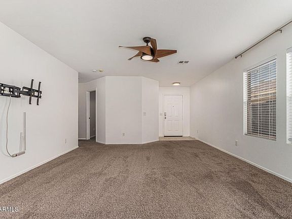 4th image of 10513 W Louise Dr