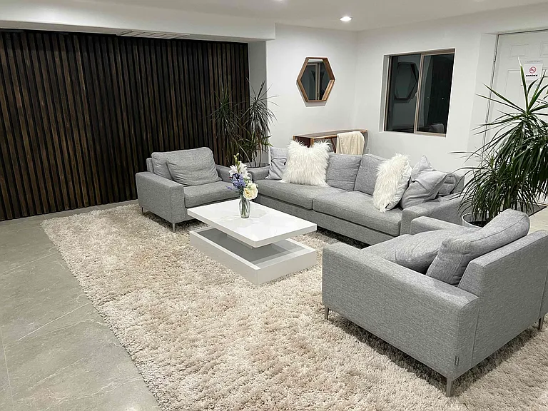 W Woodberry Dr — Photo 14