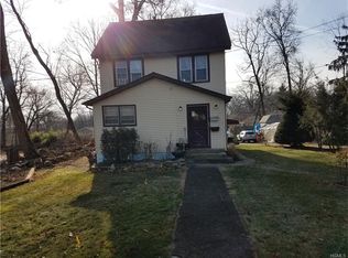 120 E Eckerson Rd #1, Spring Valley, NY 10977