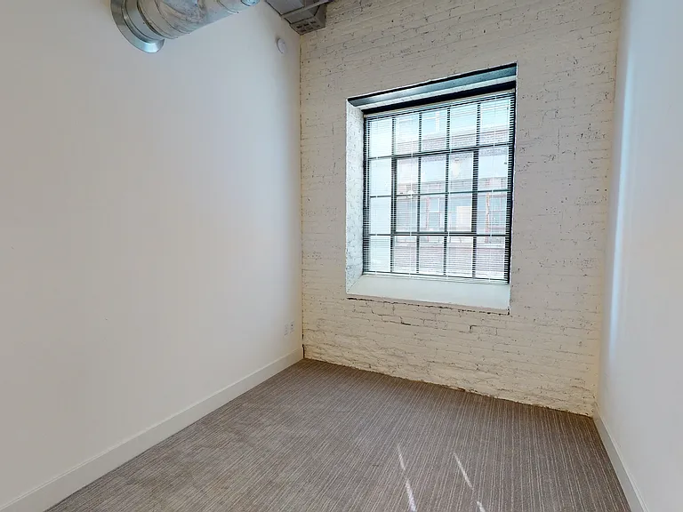 Maxwell Lofts — Photo 54