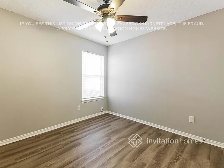 1044 Waterview Dr — Photo 14