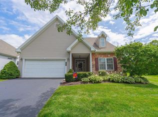 13 Somerset Ln, Easton, PA 18045