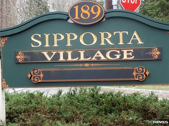 2nd image of 189 Forest Avenue #307