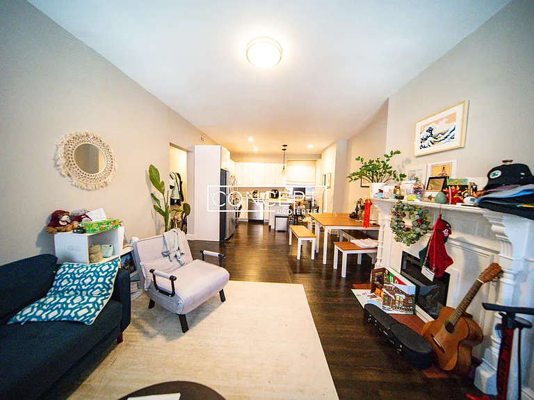 26 John F Kennedy St #4F — Photo 6