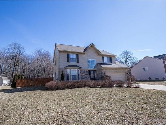 2nd image of 15877 Aspen Dr #8