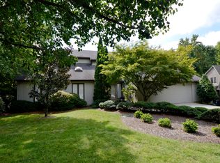 12 Monmouth Ct, Greensboro, NC 27410