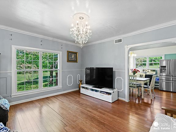 3rd image of 236 Polk #165