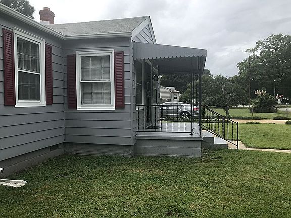 2nd image of 622 Highland Ct
