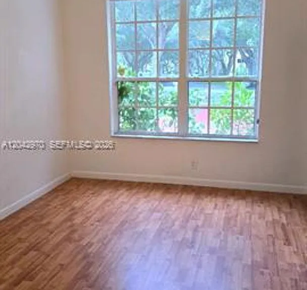 10320 Guatemala St #10320 — Photo 11