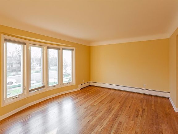 5th image of 1365 Kuehnle Ave