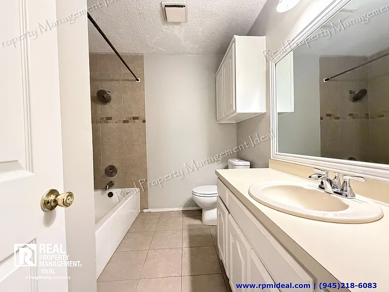7832 Pebblebrook Dr — Photo 14