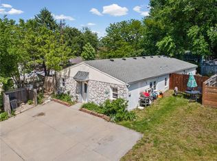 6203 N Main St, Kansas City, MO 64118