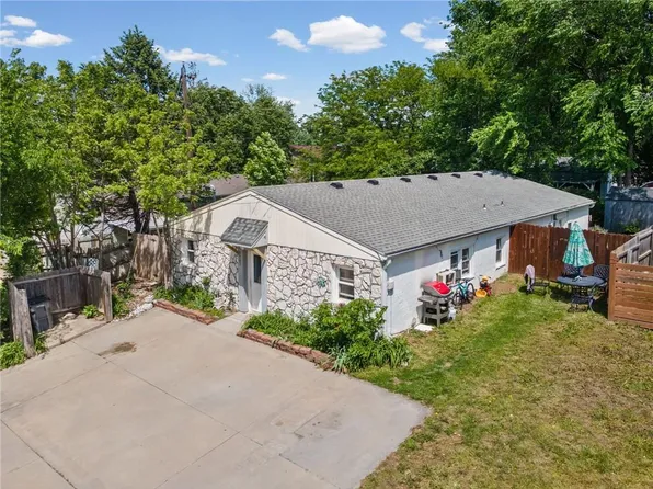 6203 N Main St, Kansas City, MO 64118