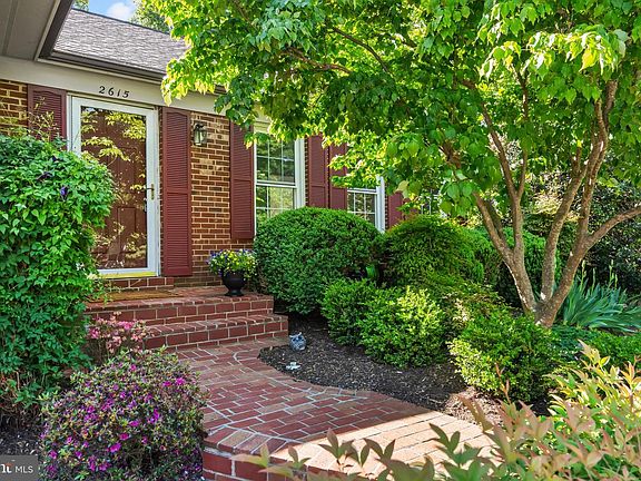 5th image of 2615 Thomas Young Ln