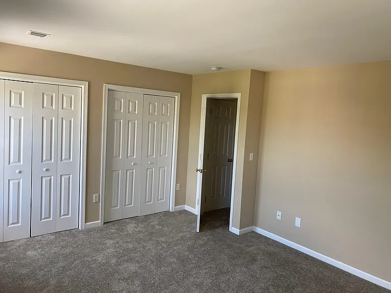 2728 Hunters Crest Dr — Photo 18